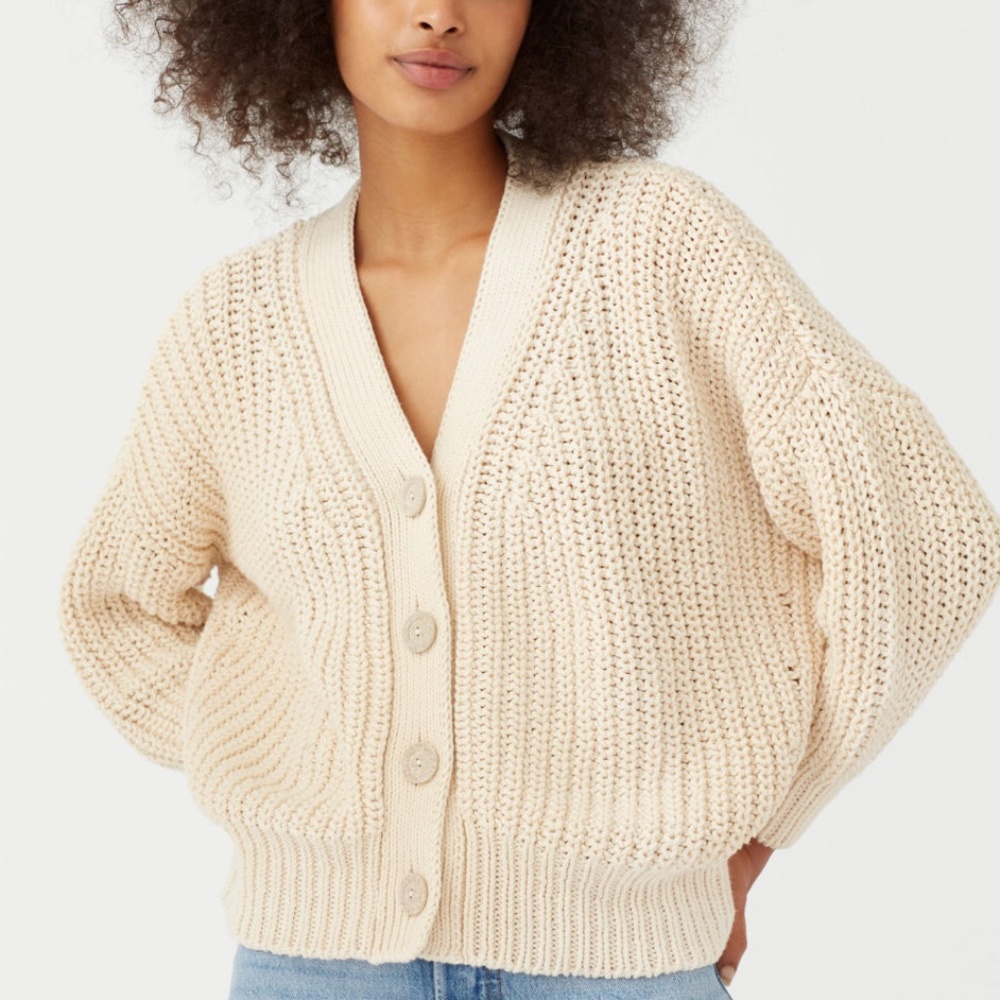 EUC Babaa Cardigan no. 18 in Natural